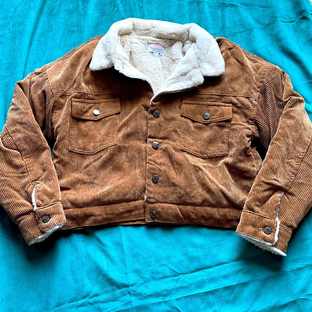 Soft cropped corduroy jacket